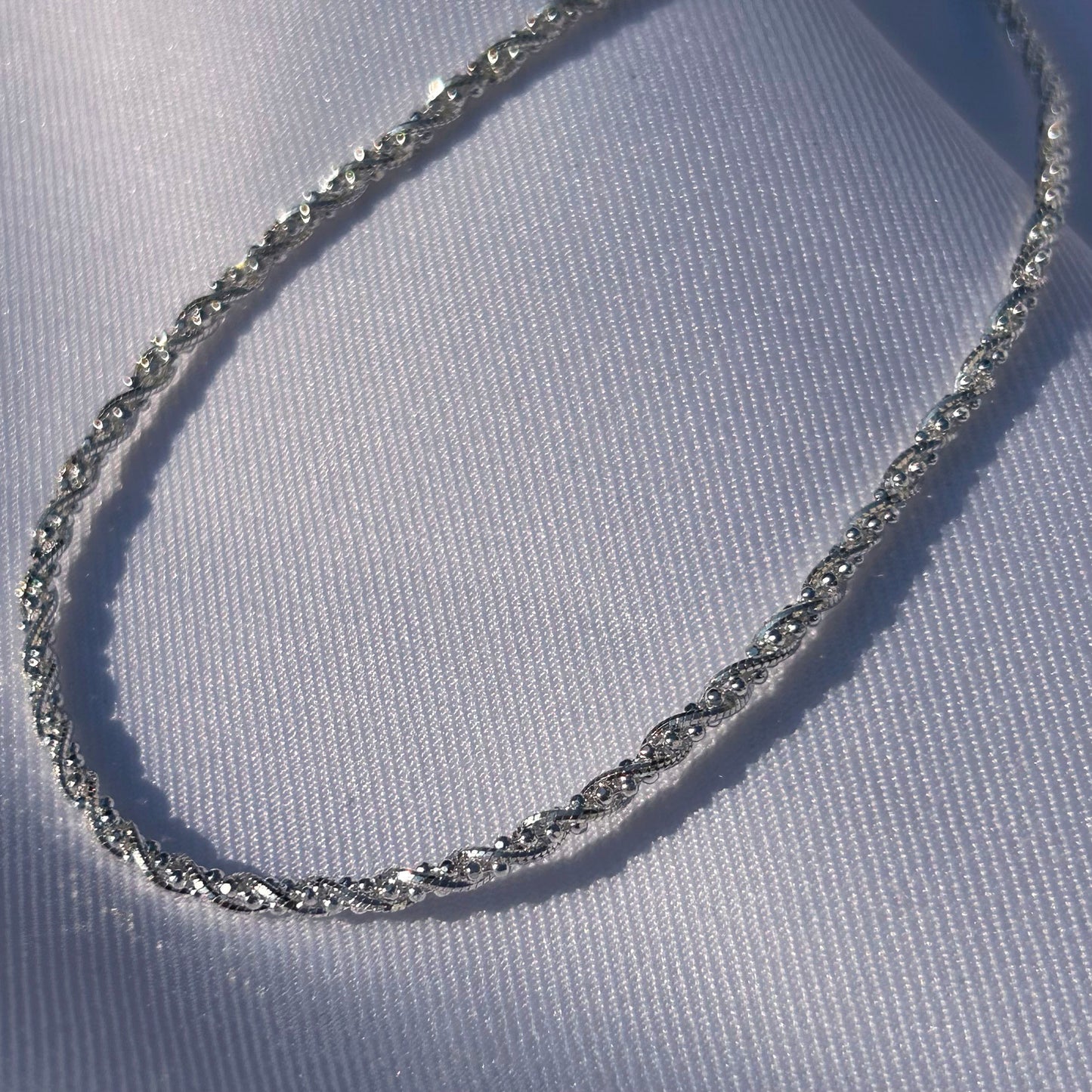Collar Estela