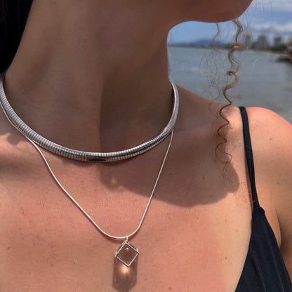 Collar Eos